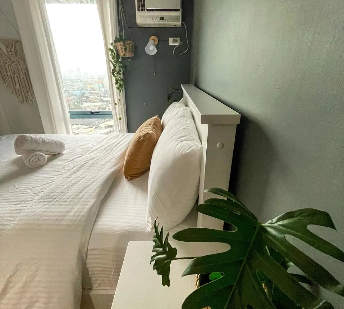 Studio Condo Near Pobla Makati Manila