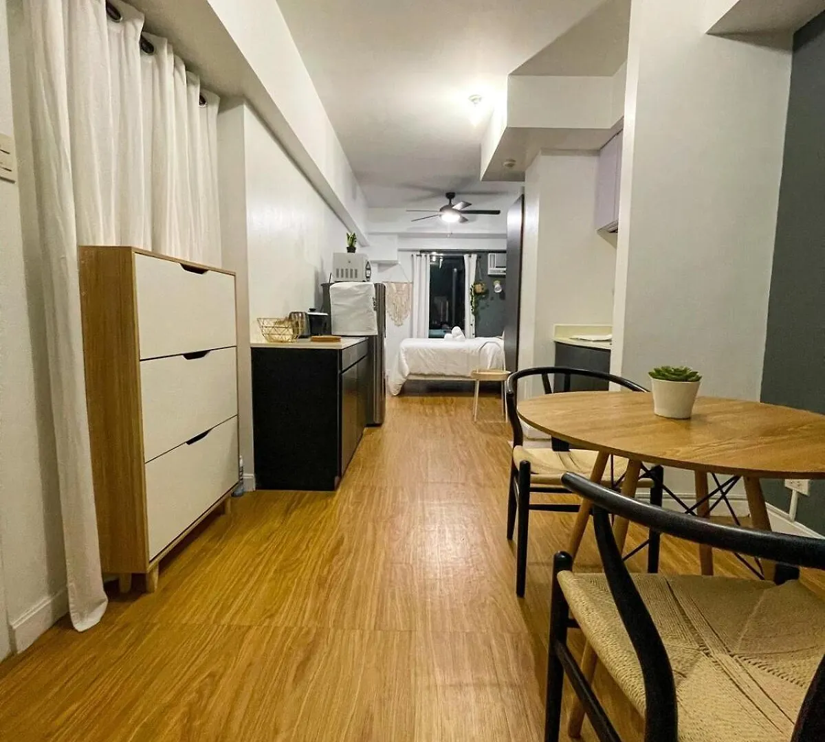 Apartment Studio Condo Near Pobla Makati Manila